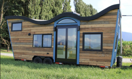 Building Home Show Tiny House on Wheels